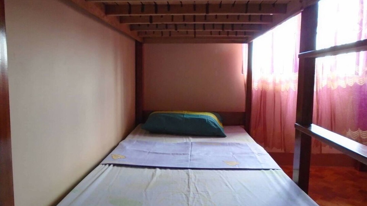 Puerto Princesa City Centre Apartment | Fully furnish transient house.