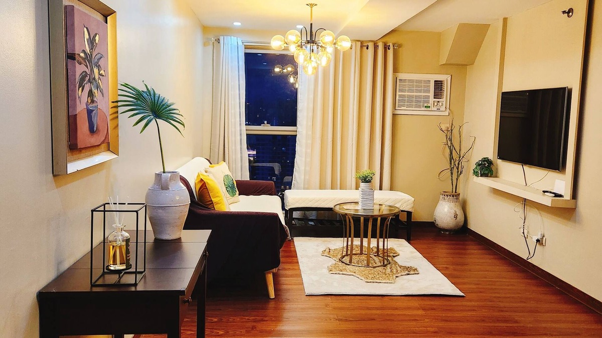 Mandaluyong Condo | Fully Furnished 3-bedroom condo in the heart of Mandaluyong with great amenities