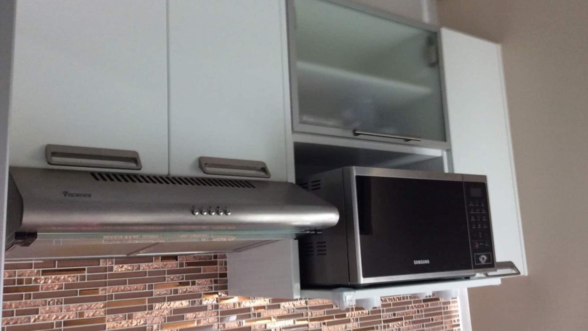 Bang Na Condo | Fully furnished condo close to BTS Bearing, Hospital, and Mega Mall.