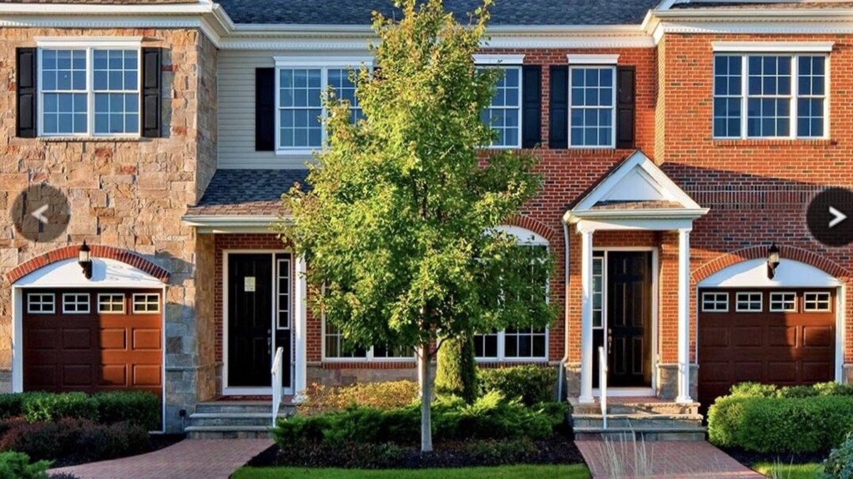 Cherry Hill House | Fully Furnished Luxury Townhome- Like New