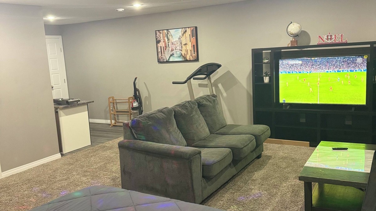 Brandon Condo | FULLY FURNISHED PRIVATE BASEMENT IN A SERENE RESIDENTIAL NEIGHBOURHOOD!