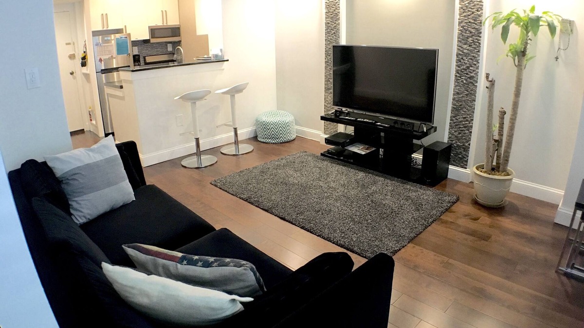 George Washington University Condo | Fully Furnished, Safe, Modern APT, GW, White House