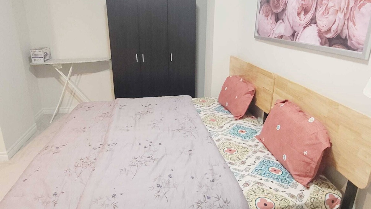 Kitchener House | Fully Furnished Studio Basement apartment in Huron Park, Kitchener