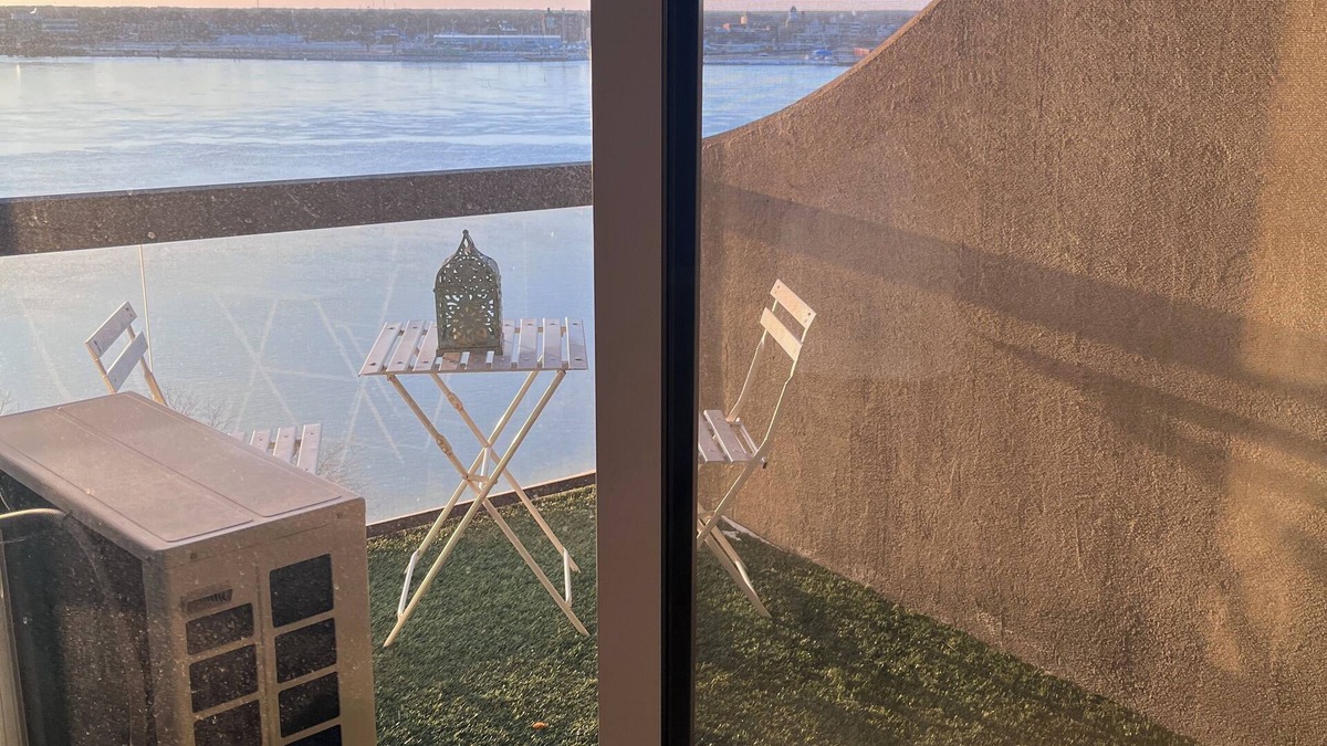 Corunna Apartment | FULLY FURNISHED TURN-KEY TWO BEDROOM CONDO WITH WATERVIEW