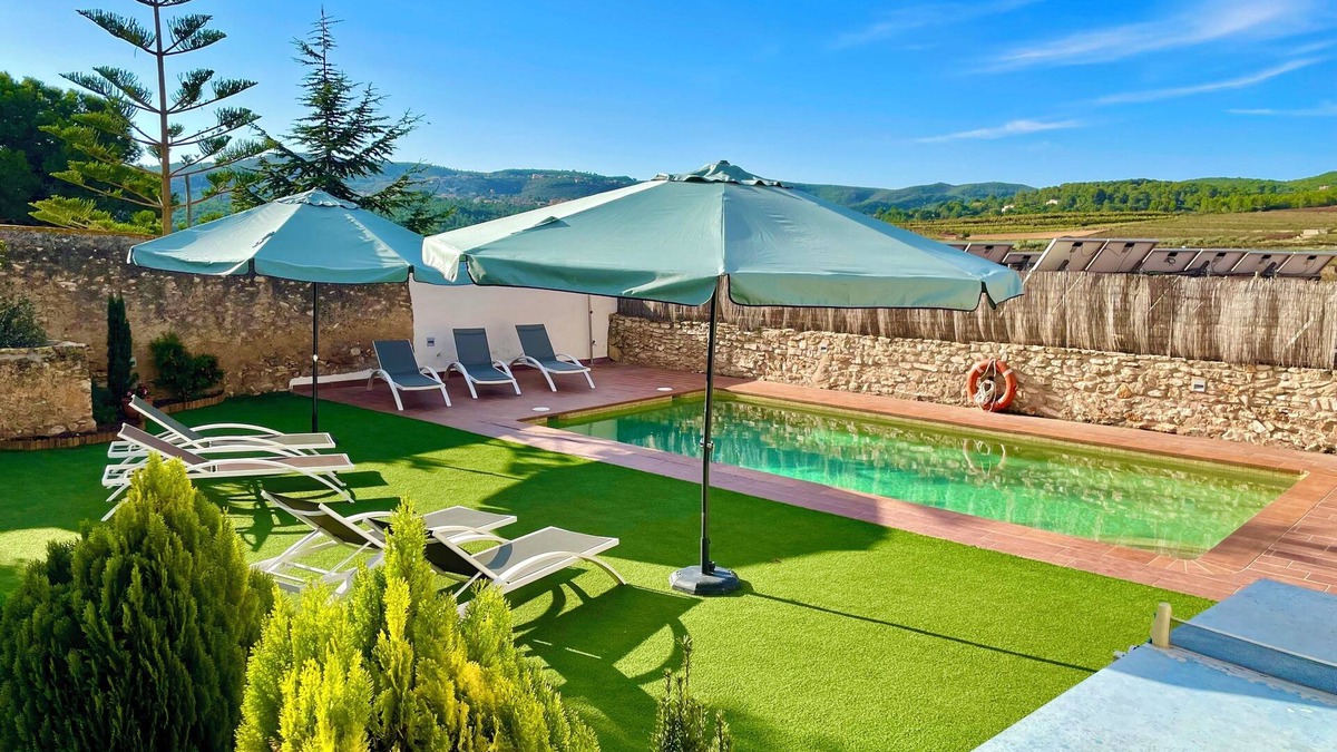 La Bisbal del Penedes Villa | Fully reformed former wineyard in Beautiful surrounding. Home of great standard