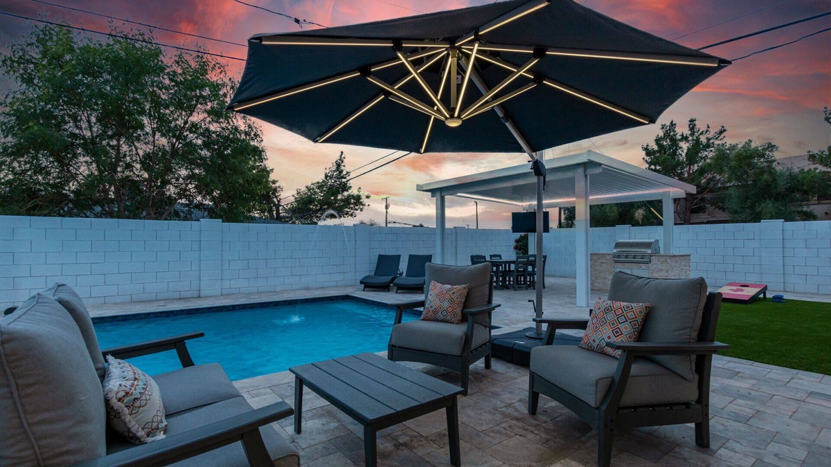 Scottsdale Estates Nine House | Fully remodeled OLD TOWN home with HEATED pool!