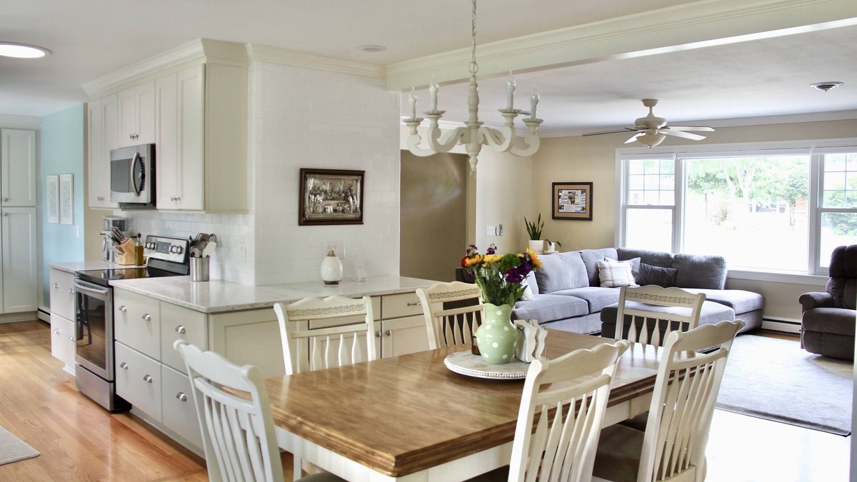 Madison House | Fully remodeled ranch close to the southwest bike trail