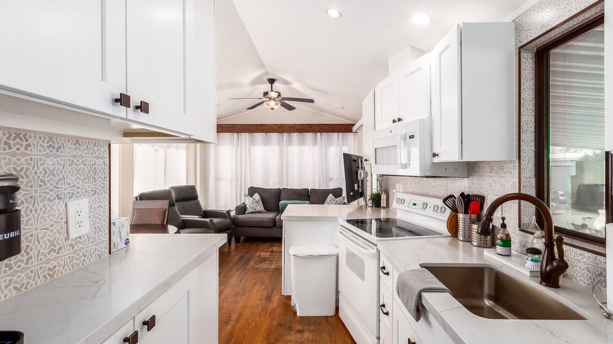 Mesa House | Fully Remodeled! Resort Living! Greenfield Village 55+ Activities Galore!
