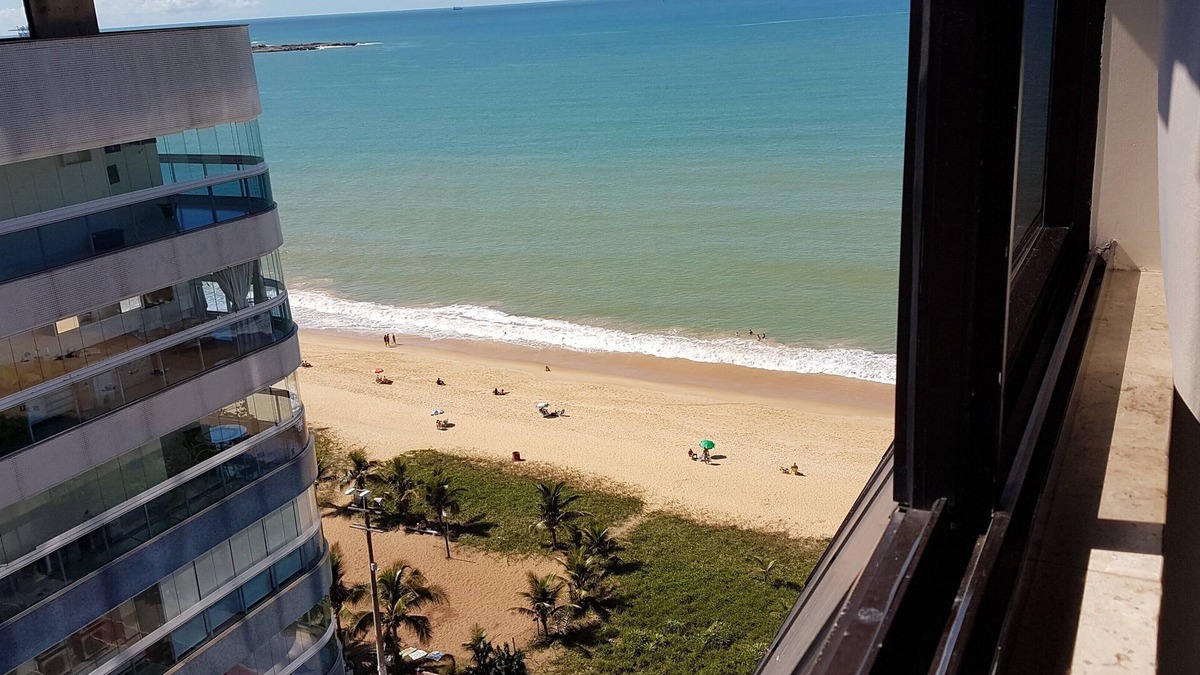 Vila Velha Apartment | Fully renovated apartment pasárgada overlooking the sea