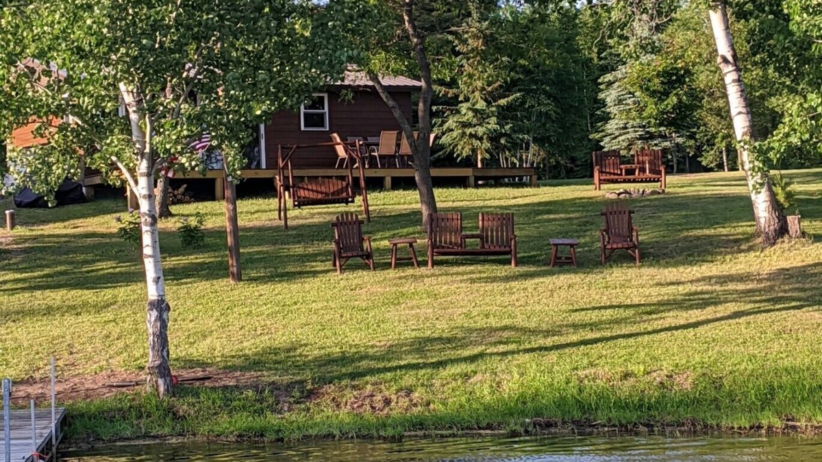 Tomahawk Cabin | Fully Renovated Cabin on Lake Nokomis/Bridge Lake