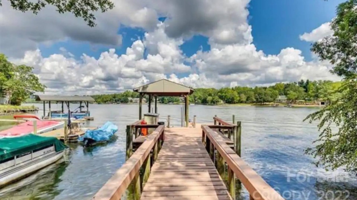 Rock Hill House | Fully Renovated Lakehouse on Lake Wylie