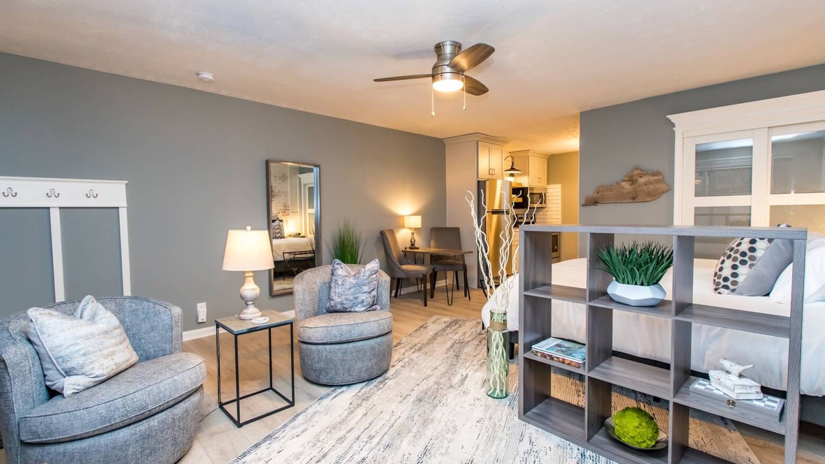 North Upper Street Apartment | Fully Renovated Studio Downtown lexington KY