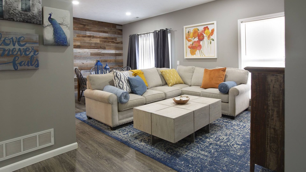 Council Bluffs Apartment | Fully Renovated, Luxurious unit awaits you!