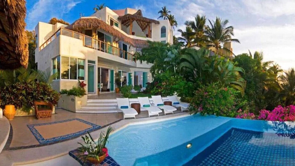La Punta Villa | Fully staffed ocean View Villa in gated community