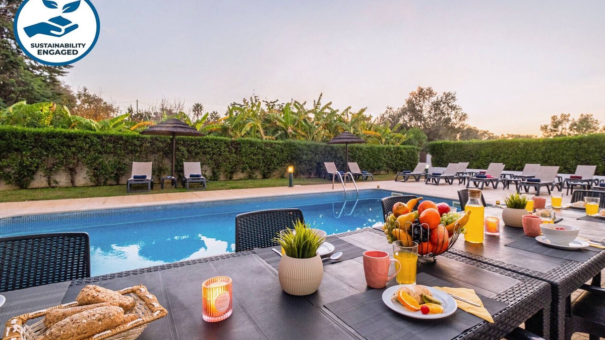 Castelo Villa | Fun & Comfort with Heatable Pool and BBQ