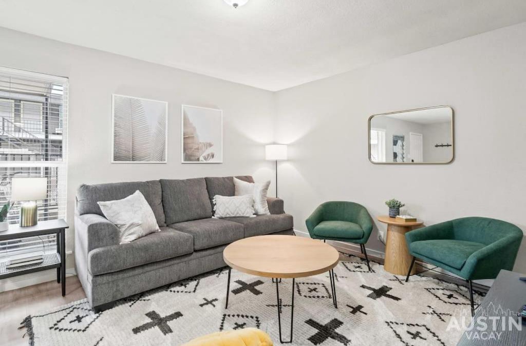 Cherrywood Apartment | Fun For All in Modern Apt Pool and Grill and Dog Park