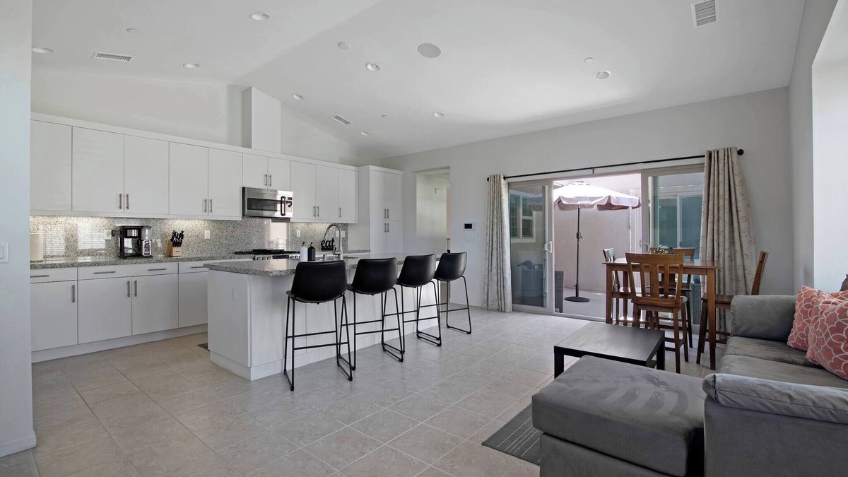 Ivey Ranch - Rancho Del Oro House | Fun In The Sun 2 Bed 2 Bath Home