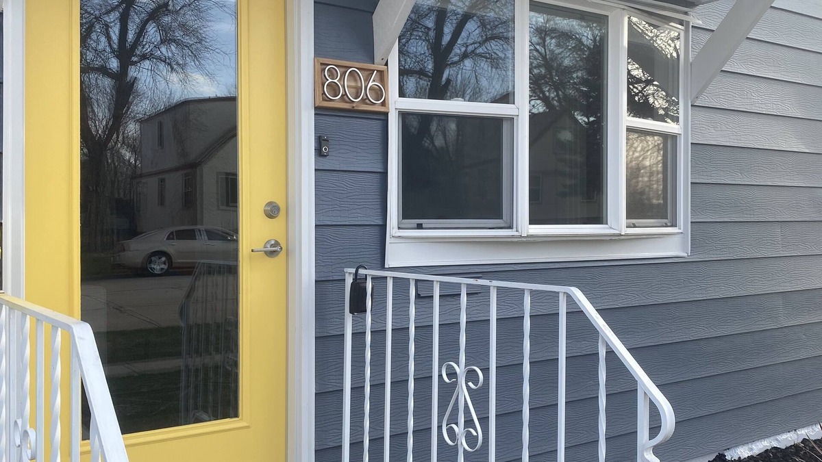 Ogallala House | Fun MidMod home remodeled with private back yard.