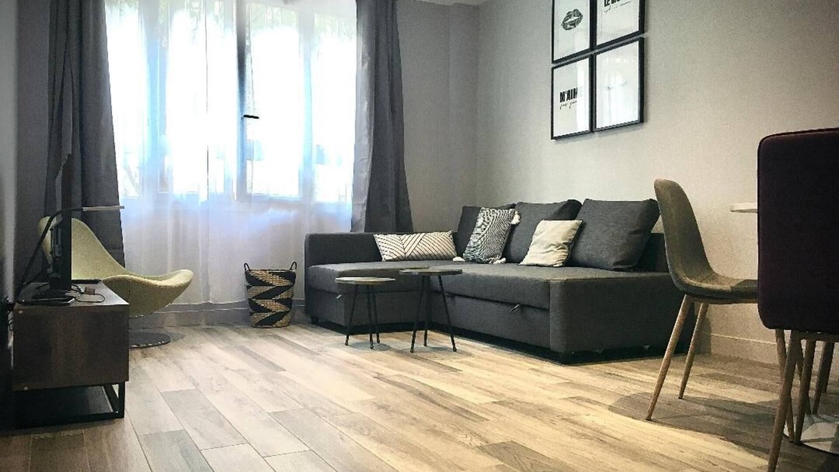 Montrouge Apartment | Functional 2-room apartment a stone's throw from the Mairie de Montrouge metro station.
