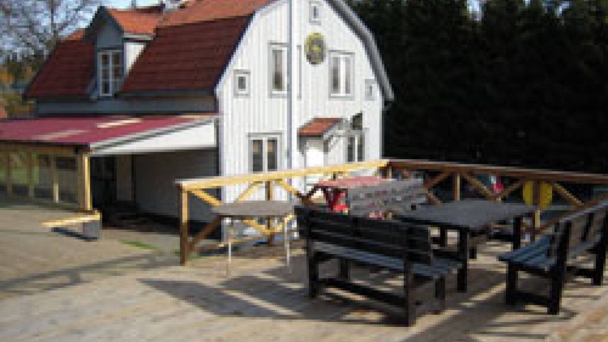 Stensjon Apartment | Functional holiday apartment in the Småland town of Stensjön 300 meters from the lake