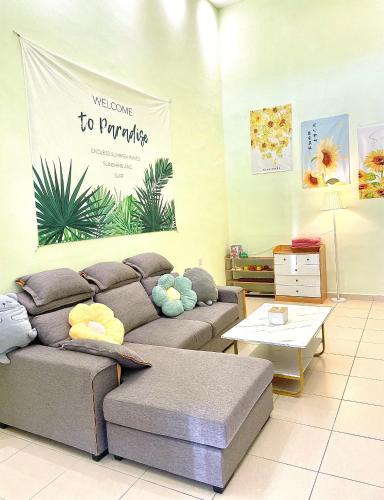 Mersing Villa | FunHouseMersing 乐居 2 km to Mersing Jeti