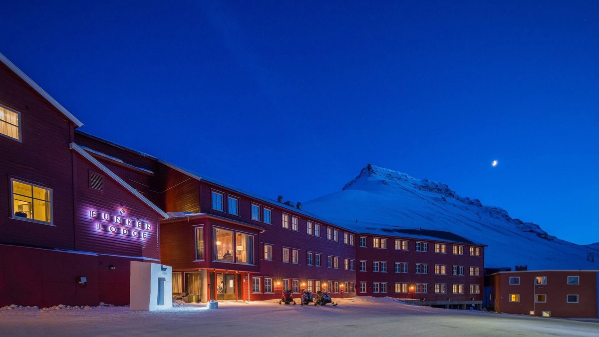 Longyearbyen Hotel | Funken Lodge