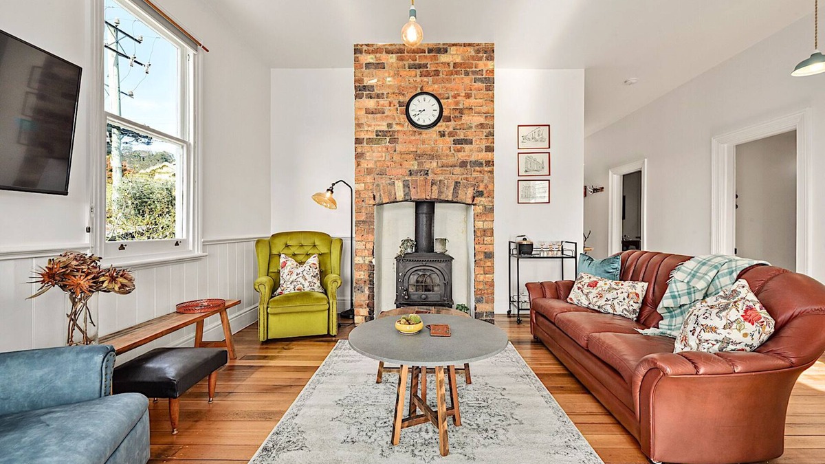 South Launceston Cottage | Funky cottage in South