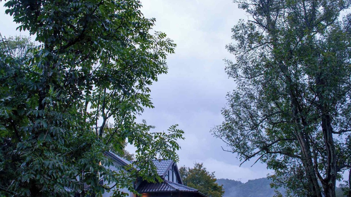 Sarajevo Canton House | Funky House