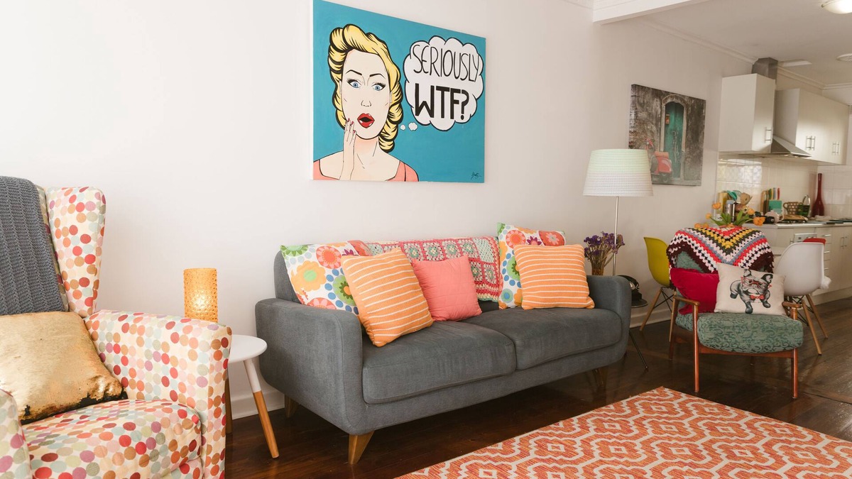 Henley Beach Apartment | FUNKY TWO BEDS Cozy: Quirky: Comfy. Come stay!