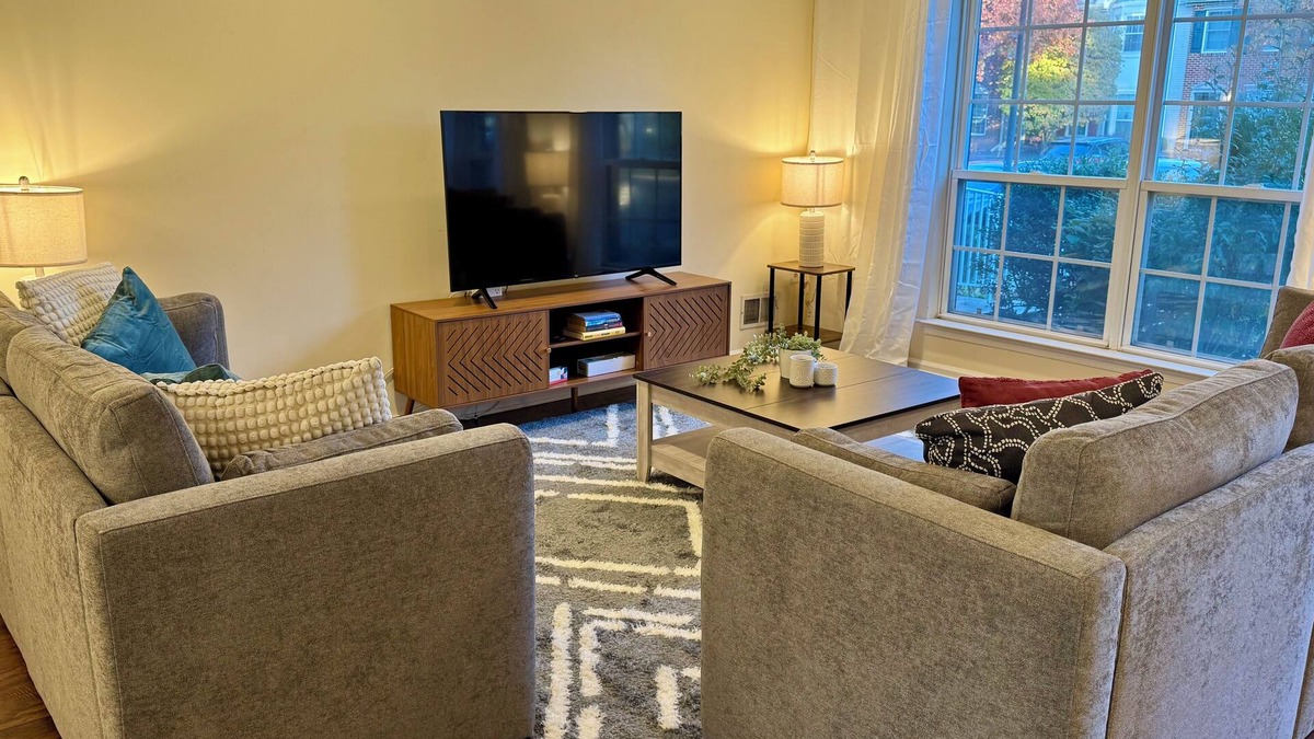 Belle Mead Condo | Furnished 3-bedroom 3-bath. Sleeps 6. 3 Queen beds.