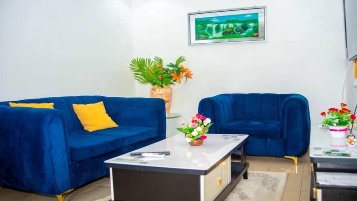 Douala Apartment | Furnished apartment Fustel City, Wifi, TV channels, janitor