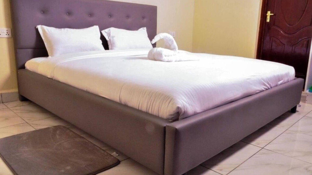 Migori Apartment | Furnished Apartments in Migori : Deluxe Double Rooms with Balconyn