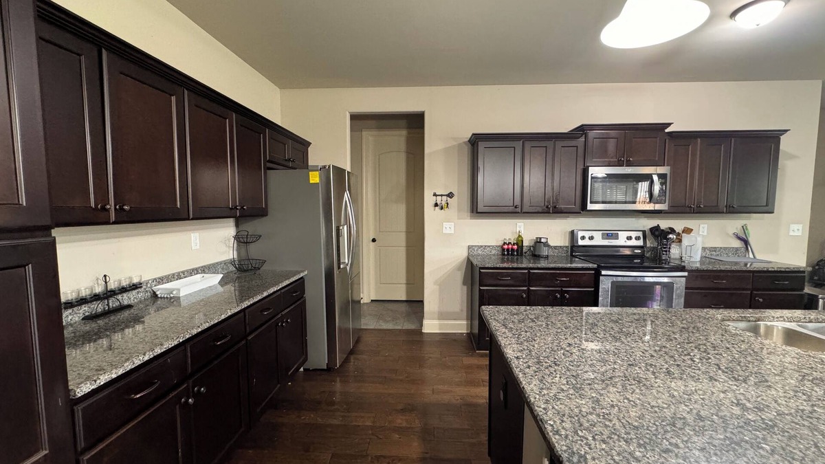 Ellendale House | Furnished Home with 4 Bedrooms and Prime Location for Nurses & Executives