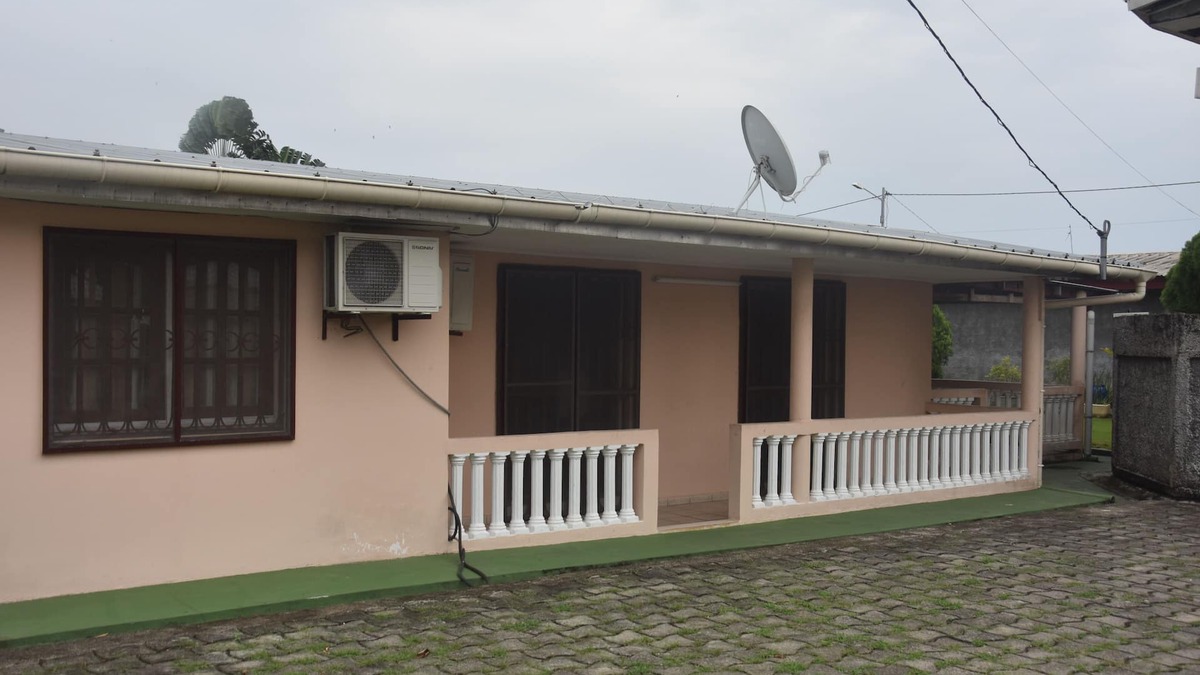 Komo-Mondah House | FURNISHED HOUSE COSY