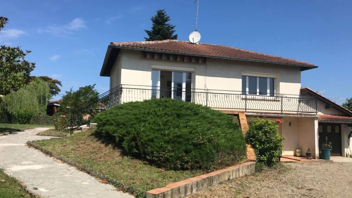 Montauban House | Furnished house