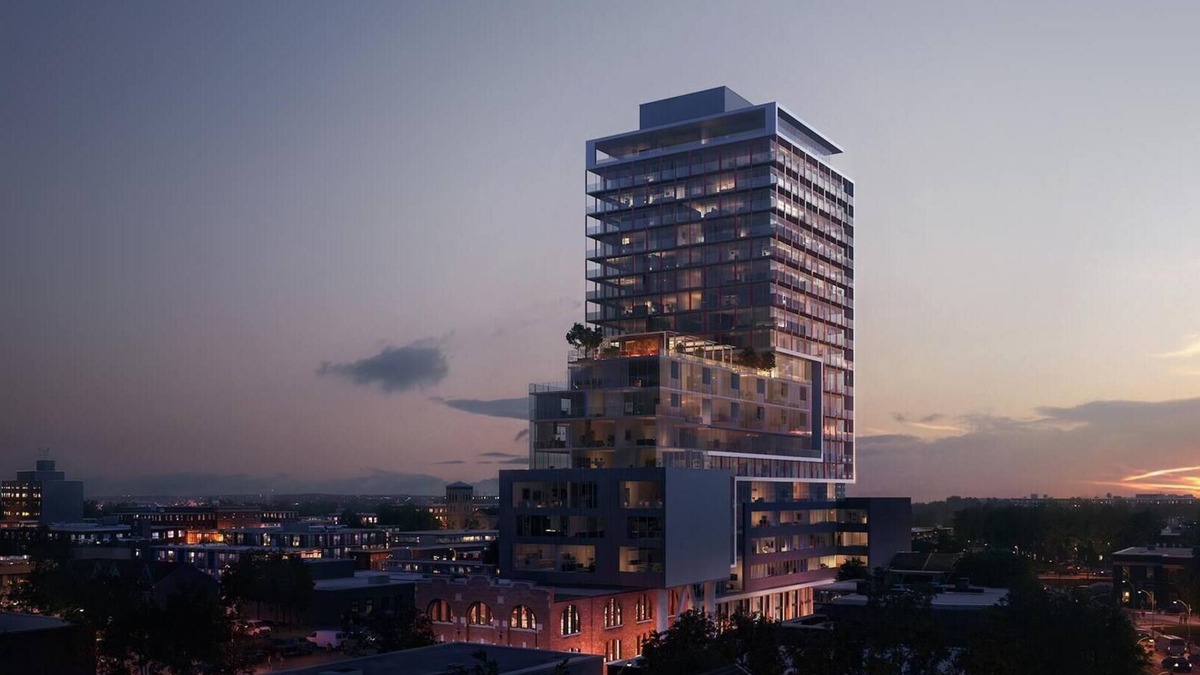 Old Town Condo | Furnished Luxury Downtown Condo, 2 Bedrooms 2 Full Washrooms and Large Balcony