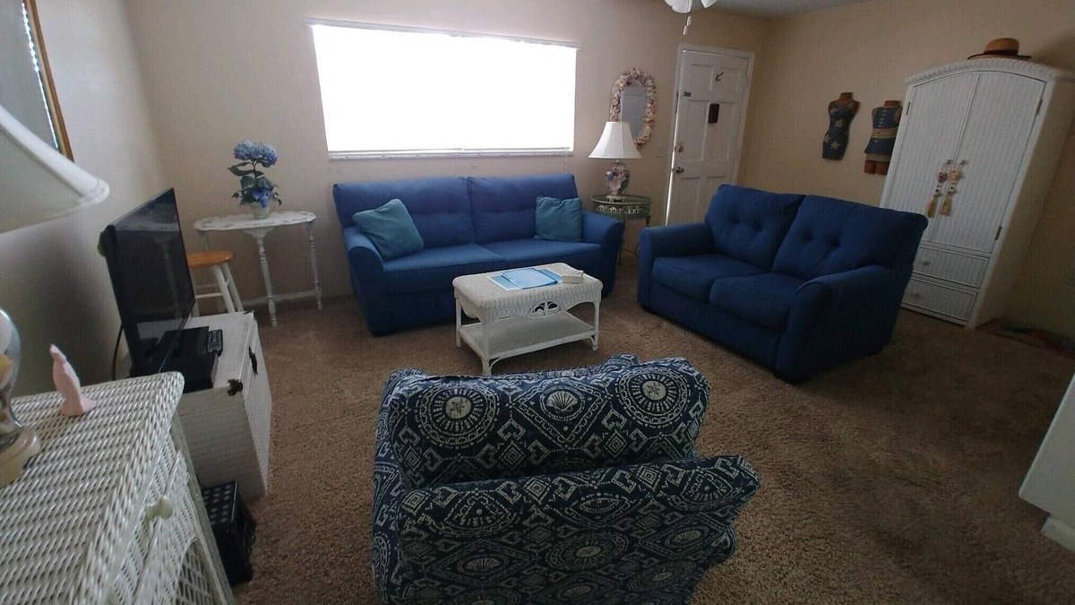 Largo Condo | Furnished One Bedroom Condo. Water View, Heated Pool,remodeled marble bathroom.