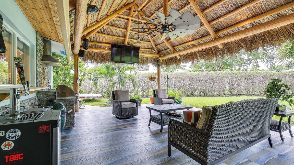 Lighthouse Point House | Furnished Patio + Gas Grill: Deerfield Beach Home