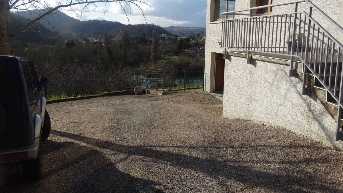 Baume-les-Dames House | Furnished rental 4 stars