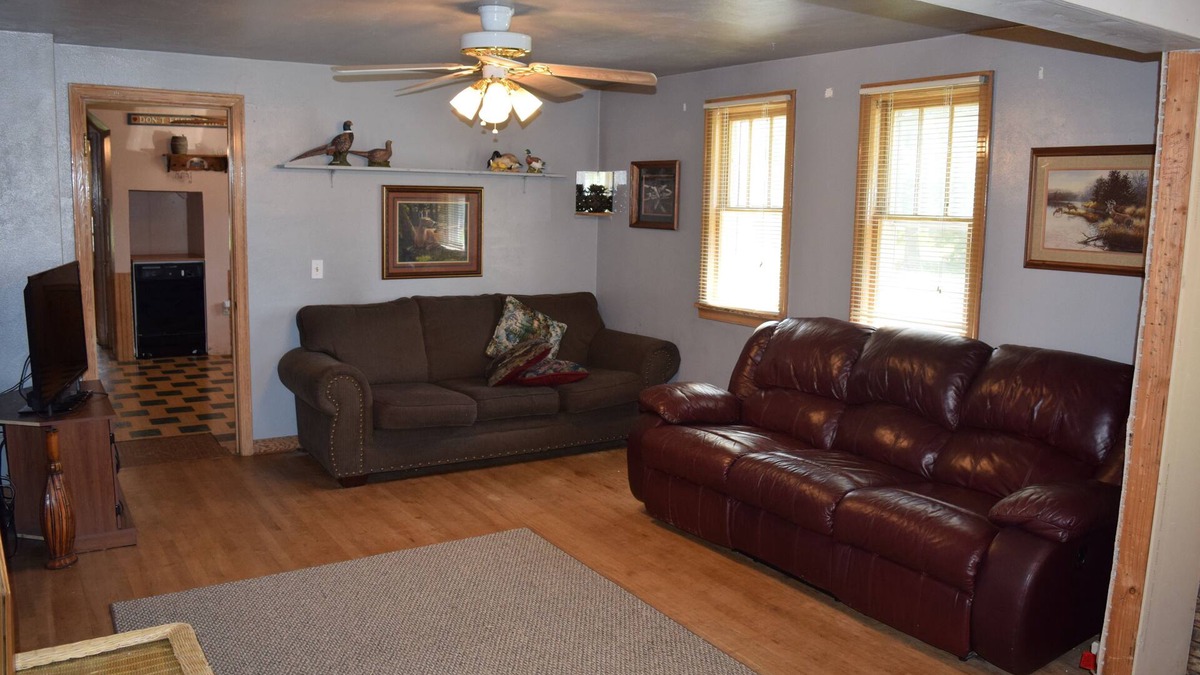 Ashley House | Furnished & Stocked like an Extended Stay Hotel - Family & Pet Friendly