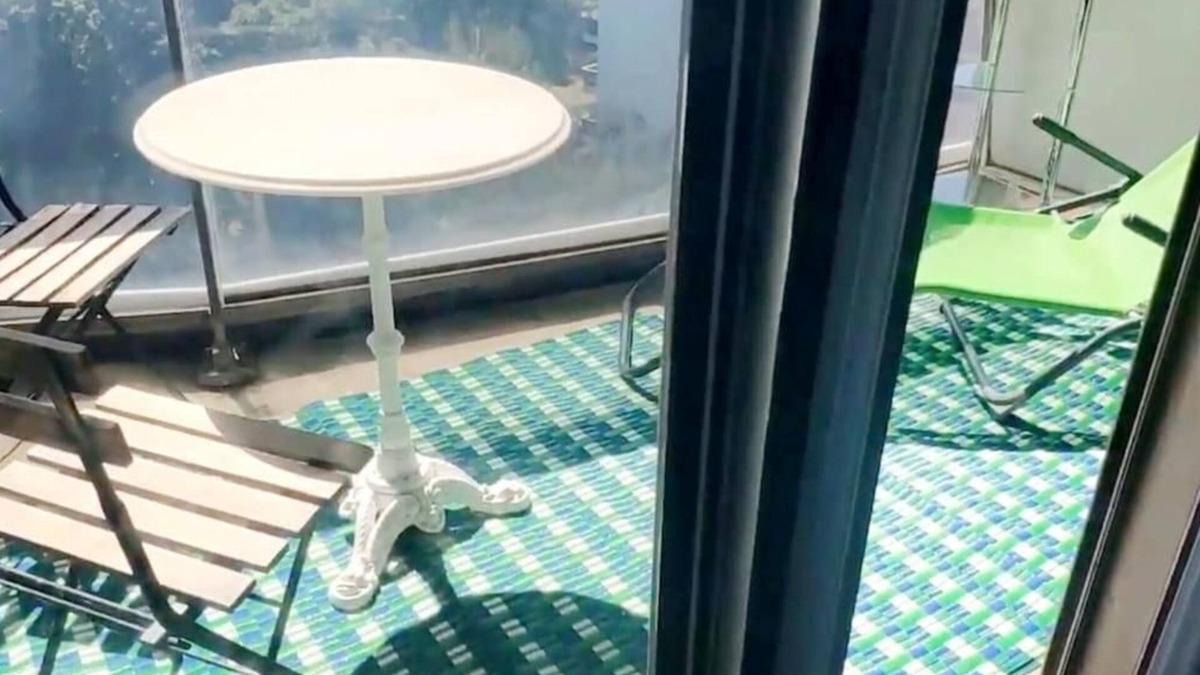 Joinville-le-Pont Apartment | Furnished studio panoramis Eiffel Tower view