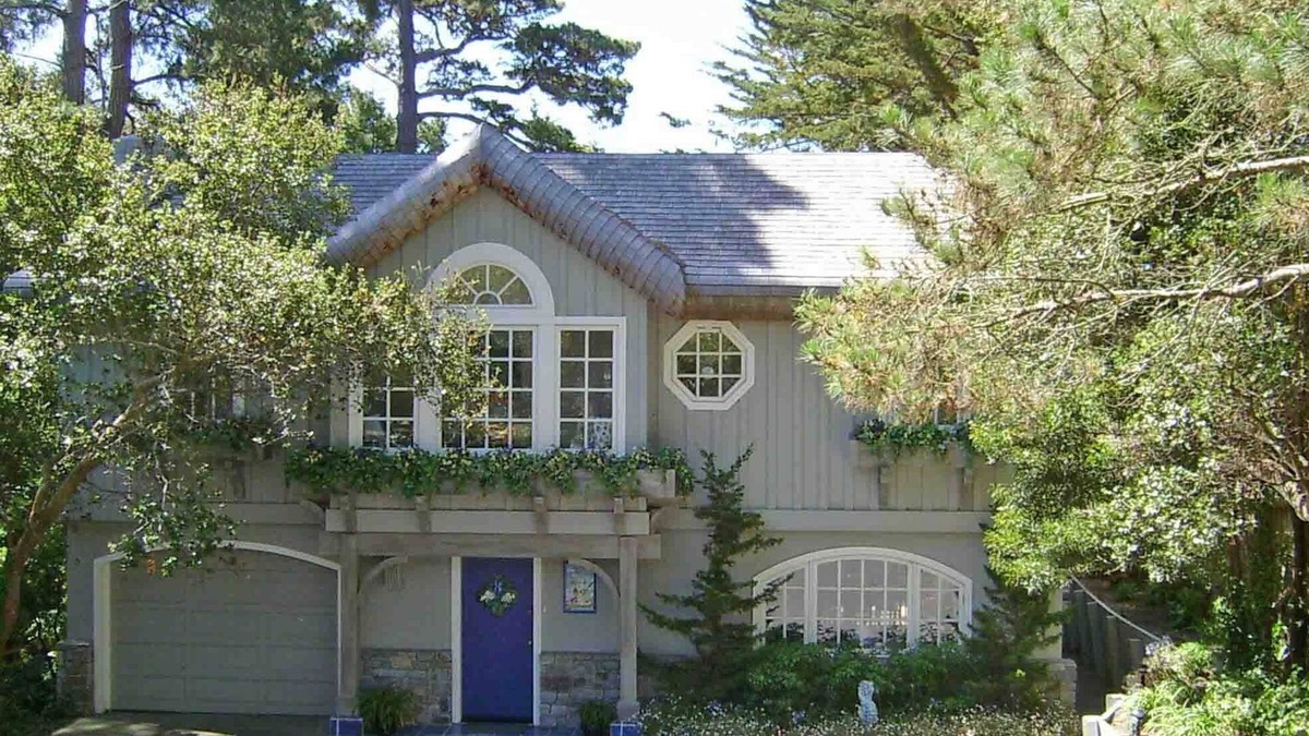 Northeast Carmel House | Furnished with nautical theme. Walk to town & beach. 1 month to 1 year leases.