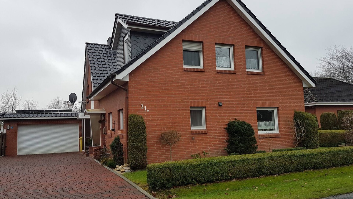 Emden Apartment | FW suitable for the disabled. Between the dikes