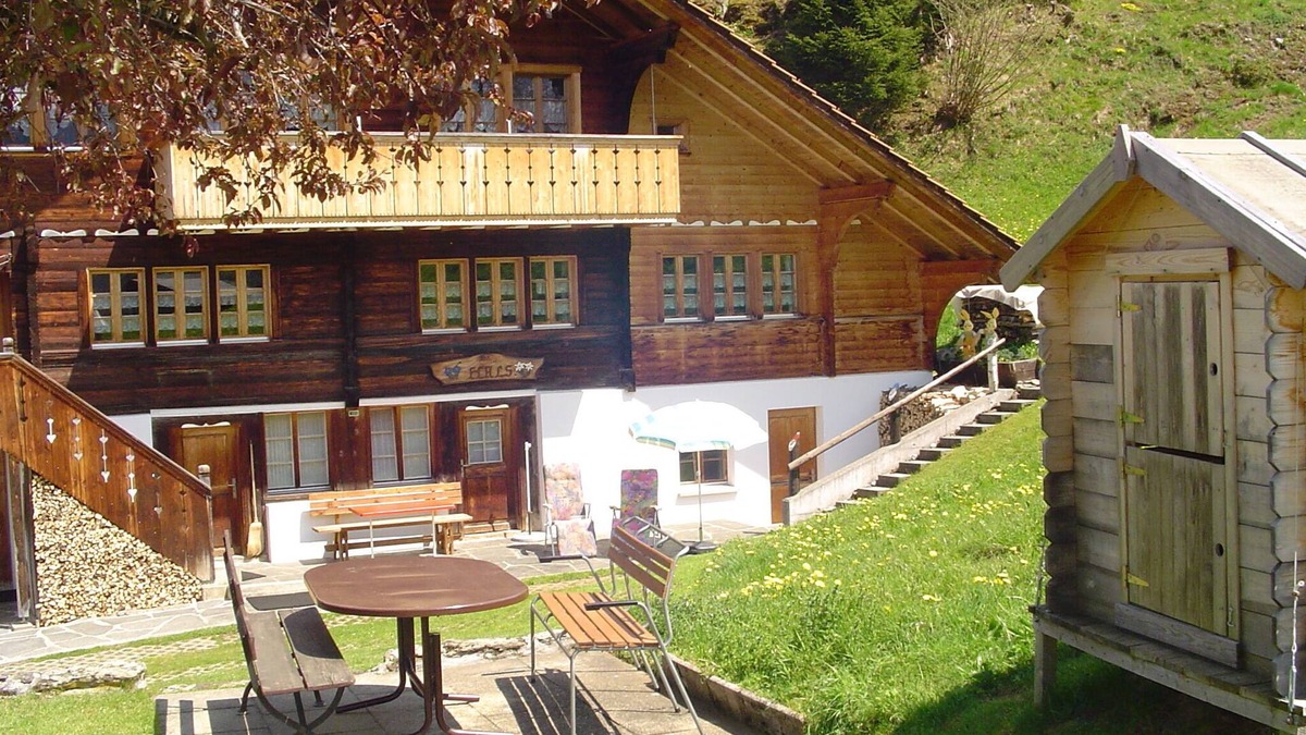 Hasliberg Reuti Apartment | FWH cozy. in a quiet location for 2-7 pers. near mountain railways Price 75th-140th SFr