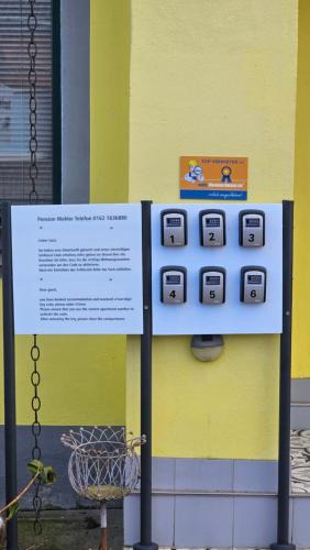 Groß Pankow Apartment | Gästehaus Kuhbier I Wlan, Parkplatz, Boxspringbetten, Sauna