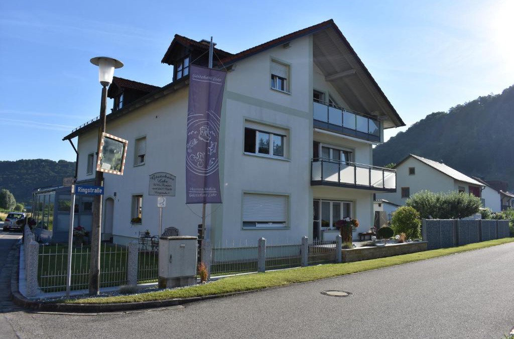 Enkering House | Gästehaus Lehr