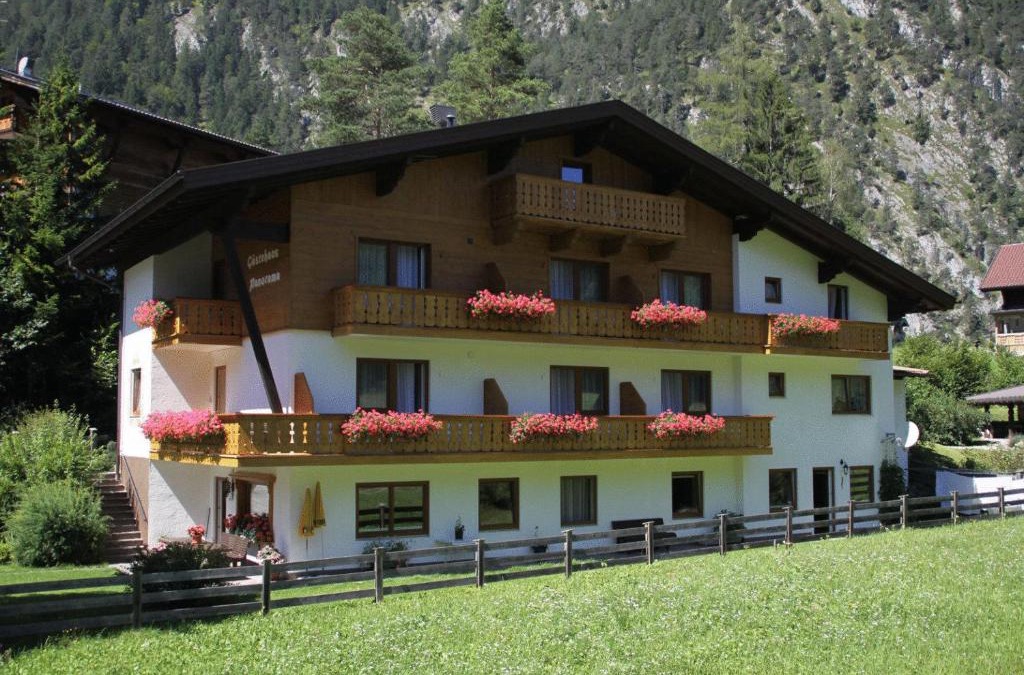 Biberwier House | Gästehaus Panorama