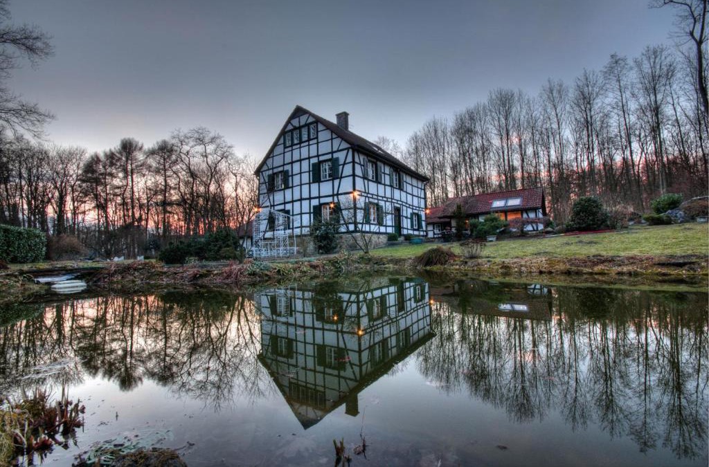 Erkrath House | Gästehaus Wahnenmühle