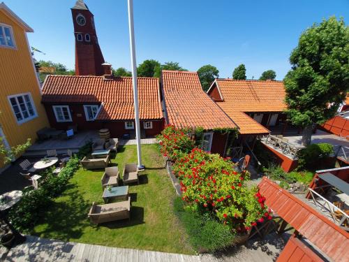 Oregrund Hotel | Gårdshotell Klockargården Öregrund