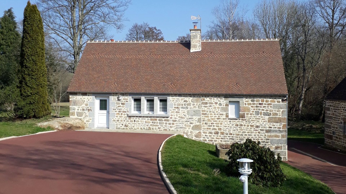 Saint-Martin-l'Aiguillon Cottage | Gîte à la Campagne 3 Étoiles
